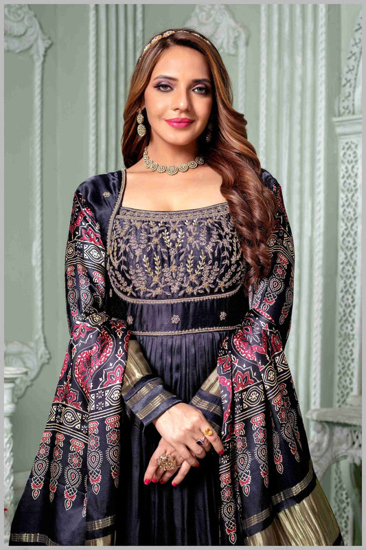 Majestic Black Anarkali Gown with Traditional Detailing