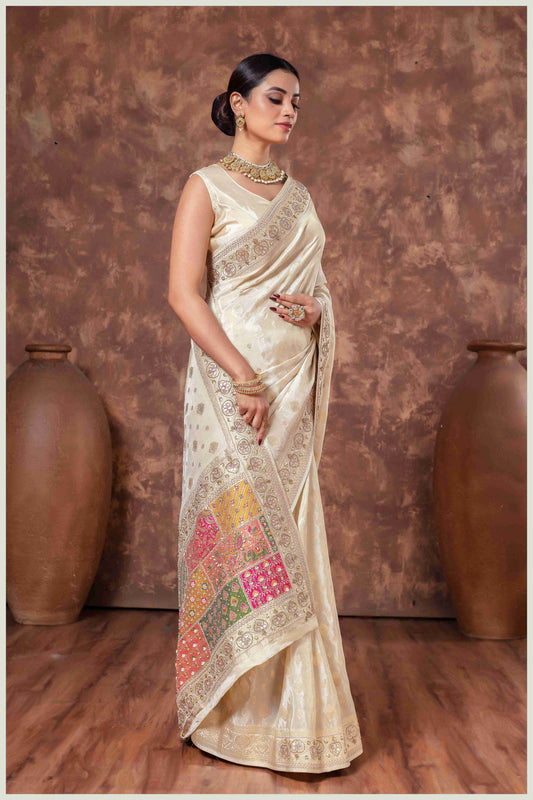 Off-white Silk Saree with Mirro Border & Patched Pallu